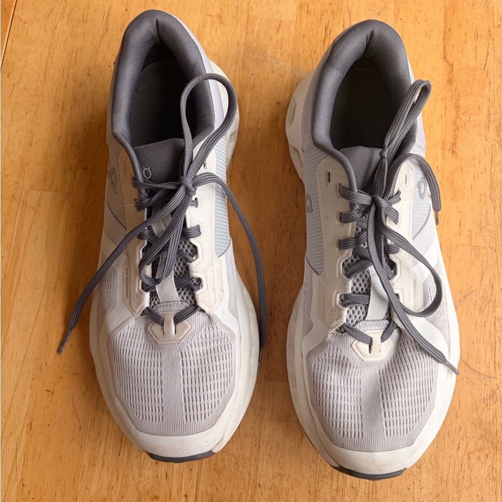 On Cloud Cloudrunner 2 Women's Athletic Shoes Siz… - image 5